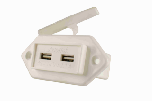 CARREGADOR USB NAUTICO BC